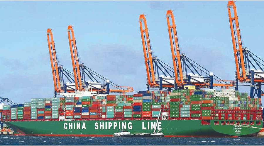 الخطوط الملاحية الصينية تتخذ من قناة السويس مسارًا لرحلتها إلى أوروبا وشمال إفريقيا