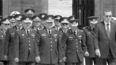 «الأحمق» الذى أهان جيش بلاده !