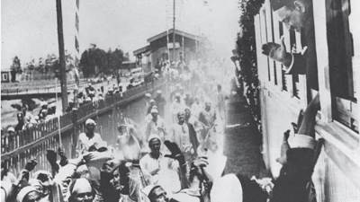 مشاديد.. وساسة؟!